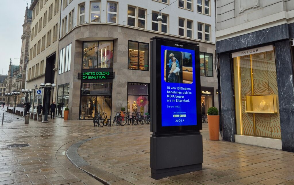 MOIA DOOH-Kampagne Hamburg